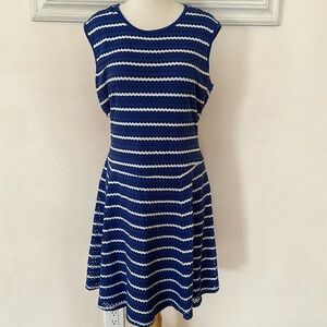 Cache blue and white dress. Size L.